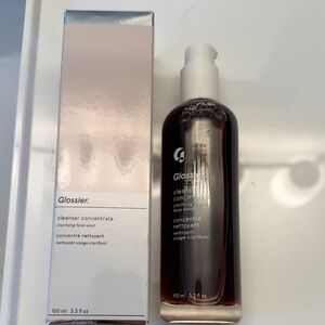 NIB - Glossier Cleanser Concentrate